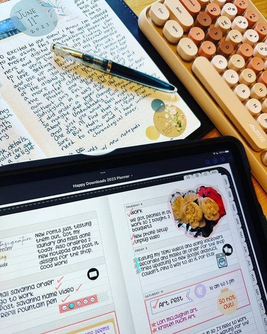 Choosing the Perfect Planner: Comparing Digital and Paper Options