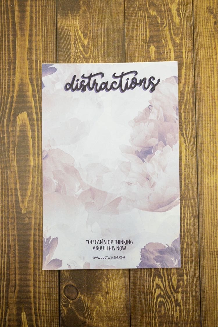 Distractions Floral Notepad Memo Pad To Do List